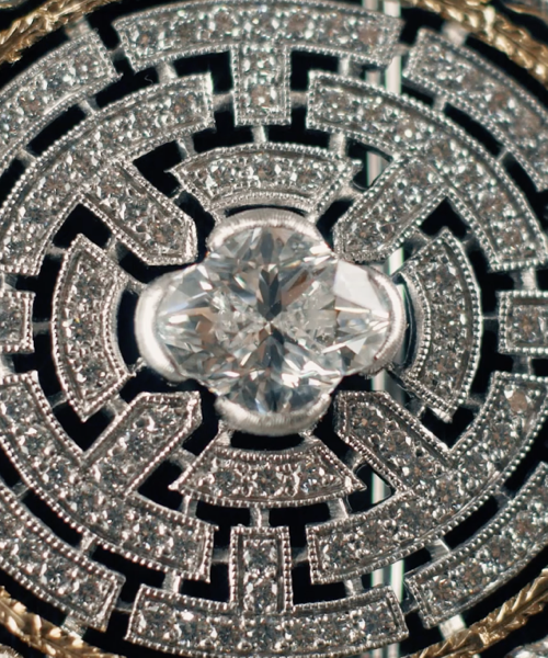 Buccellati-cut diamond